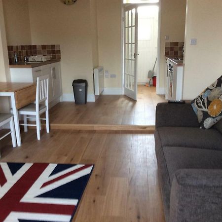 West View Apartment Belford Luaran gambar